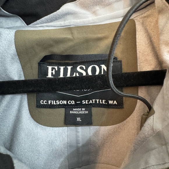 Filson LIKE NEW- Neoshell All weather XL - Picture 9 of 12